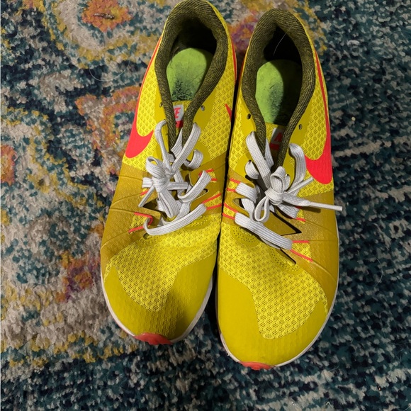 nike running spikes - Picture 3 of 3